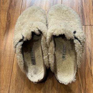 Birkenstock Cream Fuzzy Slippers